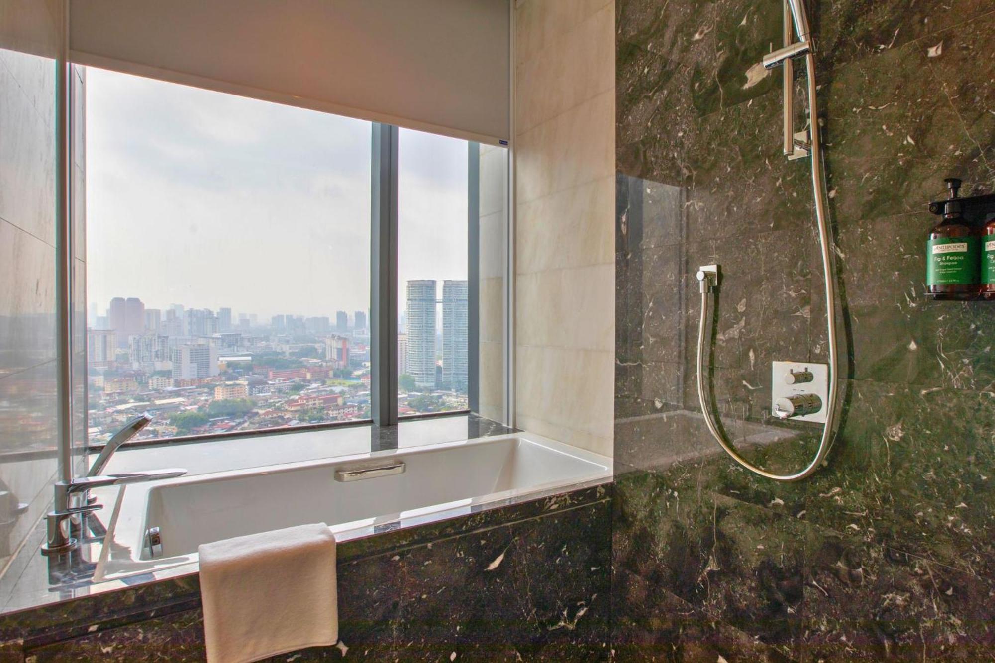 Crowne Plaza Kuala Lumpur City Centre By Ihg エクステリア 写真